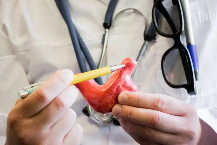 Doctor telling about liver